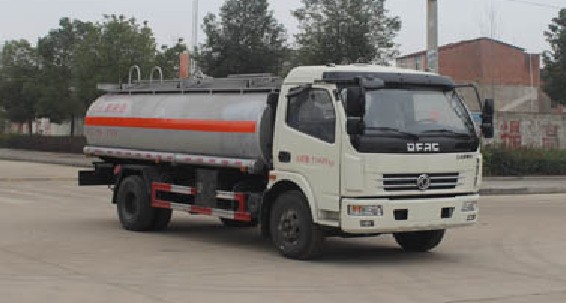 東風(fēng)多利卡供液車圖片 東風(fēng)多利卡供液車圖片