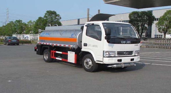 奧龍供液車(chē)圖片 奧龍供液車(chē)圖片