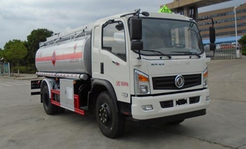 東風(fēng)御虎10噸加油車(chē)圖片 東風(fēng)御虎10噸加油車(chē)圖片