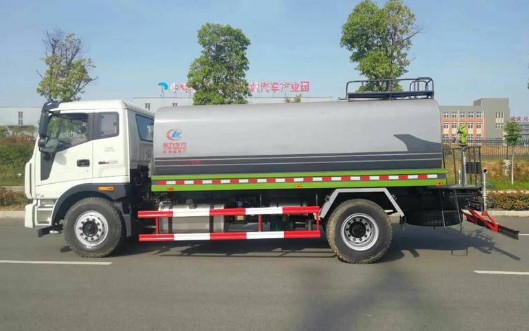 ��������15����ˮ܇