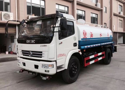 東風福瑞卡9噸灑水車