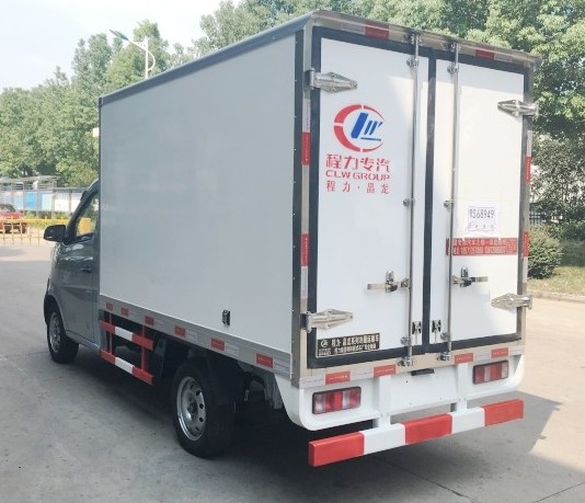 國(guó)五長(zhǎng)安2.7米冷藏車