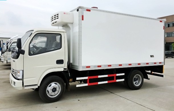 國五東風多利卡4.1米冷藏車