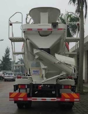 東風(fēng)柳汽乘龍攪拌車