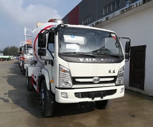 上汽躍進(jìn)攪拌車