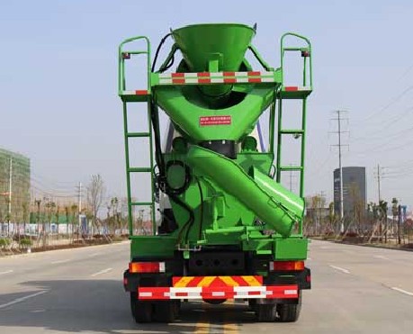 東風(fēng)大力神后雙橋攪拌車