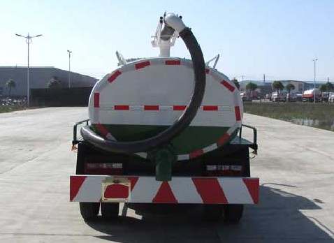 東風多利卡5方吸糞車