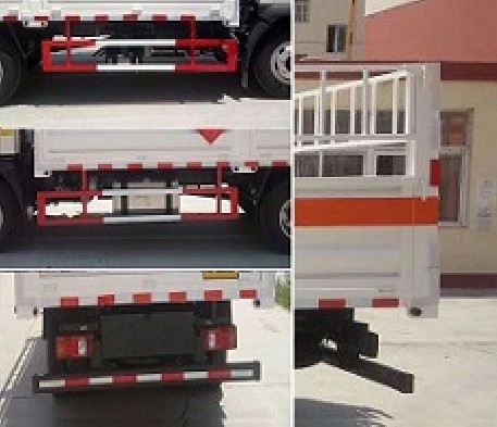 重汽豪沃4.1米氣瓶運(yùn)輸車(chē)