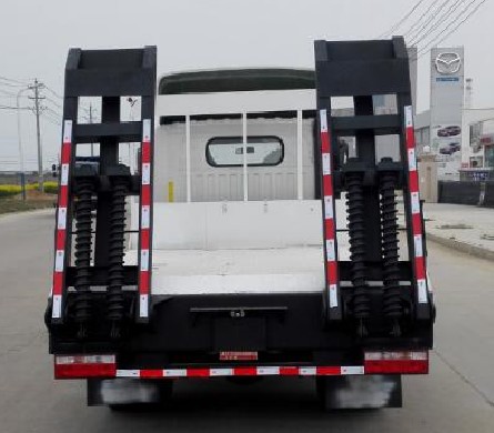 時風(fēng)風(fēng)馳平板運輸車