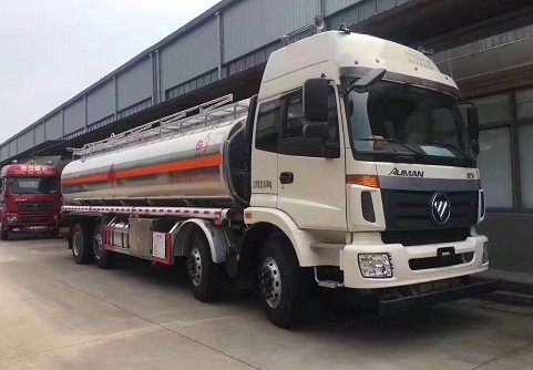 福田歐曼前四后六24噸鋁合金油罐車