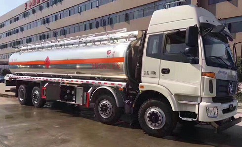 福田歐曼前四后六24噸鋁合金油罐車