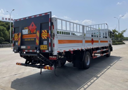 國六廂長6.2米/6.8米/7.6米東風多利卡D9氣瓶運輸車_湖北楚勝汽車