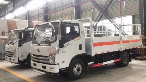 國(guó)六躍進(jìn)C500藍(lán)牌4.2米氣瓶運(yùn)輸車_湖北楚勝汽車