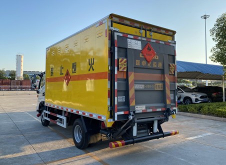 國六江淮駿鈴V5藍(lán)牌2類廂長4.1米易燃?xì)怏w廂式運輸車_湖北楚勝汽車