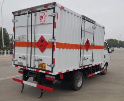 國六東風(fēng)途逸藍(lán)牌柴油版二類易燃?xì)怏w廂式車_湖北楚勝汽車