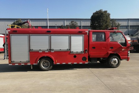 國(guó)六慶鈴2噸水罐消防車圖片 國(guó)六慶鈴2噸水罐消防車圖片