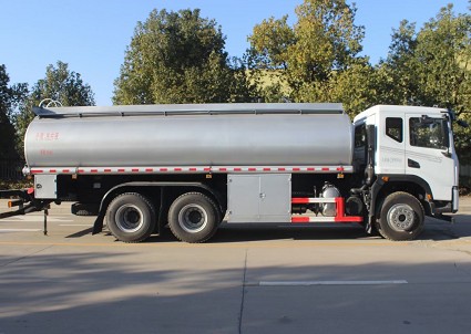 國(guó)六東風(fēng)華神后雙橋供液車多方位圖片 國(guó)六東風(fēng)華神后雙橋供液車多方位圖片