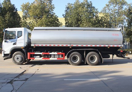國六東風(fēng)天錦小三軸供液車圖片 國六東風(fēng)天錦小三軸供液車圖片