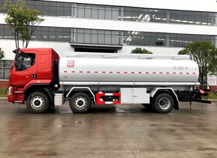 力神牌國(guó)五東風(fēng)柳汽乘龍前四后四供液車 力神牌國(guó)五東風(fēng)柳汽乘龍前四后四供液車