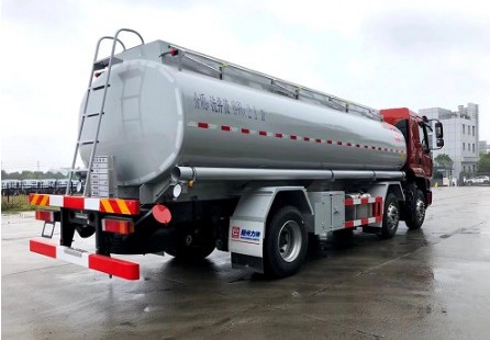 力神牌國(guó)五東風(fēng)柳汽乘龍前四后四供液車 力神牌國(guó)五東風(fēng)柳汽乘龍前四后四供液車