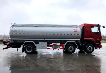 力神牌國(guó)五東風(fēng)柳汽乘龍前四后四供液車 力神牌國(guó)五東風(fēng)柳汽乘龍前四后四供液車