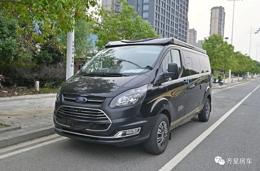 齊星福特新全順低頂升頂房車_勇創(chuàng)FT2121-1(6座)齊星房車_齊星升頂房車2021款