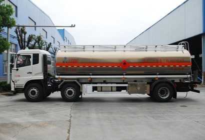 國(guó)六東風(fēng)天錦25方油罐車 國(guó)六東風(fēng)天錦25方油罐車