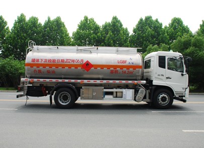 國(guó)六東風(fēng)天錦14.2方鋁合金運(yùn)油車 國(guó)六東風(fēng)天錦14.2方鋁合金運(yùn)油車