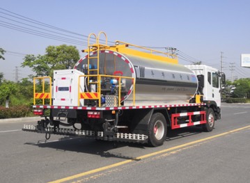 11.5立方標準型瀝青灑布車 11.5立方標準型瀝青灑布車