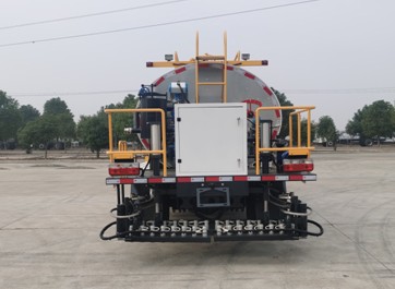 7立方標(biāo)準(zhǔn)型瀝青灑布車 7立方標(biāo)準(zhǔn)型瀝青灑布車