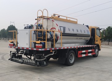 7立方標(biāo)準(zhǔn)型瀝青灑布車 7立方標(biāo)準(zhǔn)型瀝青灑布車