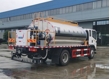 9.3立方解放智能型瀝青灑布車 9.3立方解放智能型瀝青灑布車