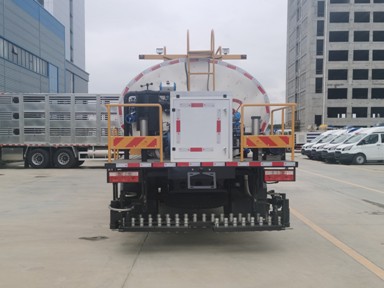 9立方東風(fēng)多利卡D9智能型瀝青灑布車_廠家_圖片_型號(hào)_價(jià)格