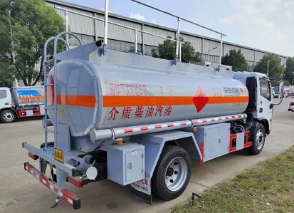 國六東風(fēng)8噸油罐車 國六東風(fēng)8噸油罐車