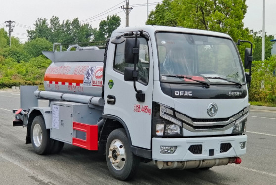 藍(lán)牌油罐車(chē)|加油車(chē)圖片 藍(lán)牌油罐車(chē)|加油車(chē)圖片