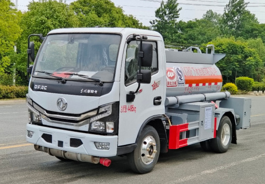 藍(lán)牌油罐車(chē)|加油車(chē)圖片 藍(lán)牌油罐車(chē)|加油車(chē)圖片