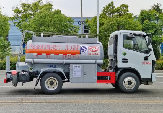 藍(lán)牌油罐車(chē)|加油車(chē)圖片 藍(lán)牌油罐車(chē)|加油車(chē)圖片