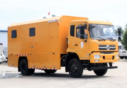 東風四驅(qū)越野飲食保障車 東風四驅(qū)越野飲食保障車