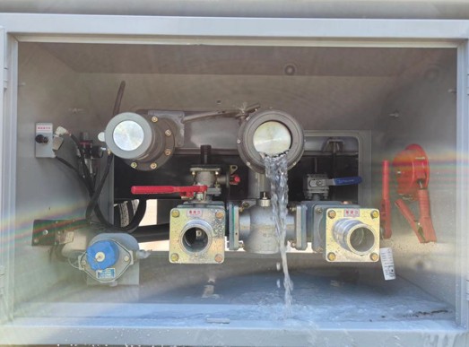 �|�L(f��ng)������8���͹�܇(ch��)ж����DƬ