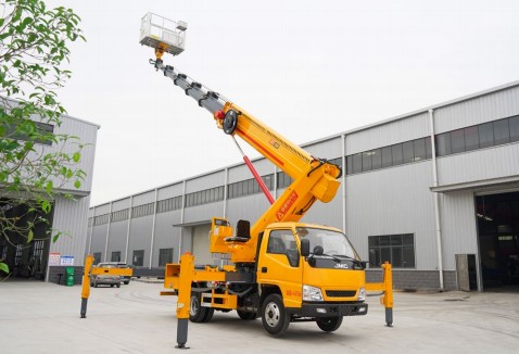 江鈴30.8米藍牌高空作業(yè)車