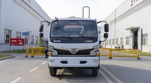 10.5方東風(fēng)福瑞卡純電動(dòng)壓縮垃圾車