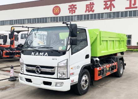 凱馬K8藍(lán)牌勾臂垃圾車(chē)