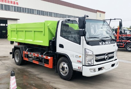 凱馬K8藍(lán)牌勾臂垃圾車(chē)