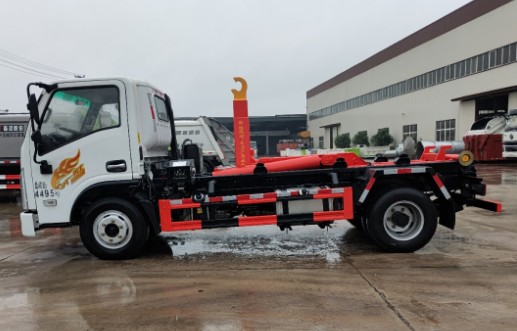 重汽豪曼藍牌12噸地庫勾臂垃圾車