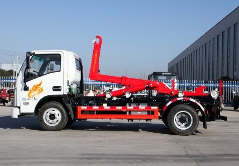 重汽豪曼藍(lán)牌地庫(kù)垃圾車