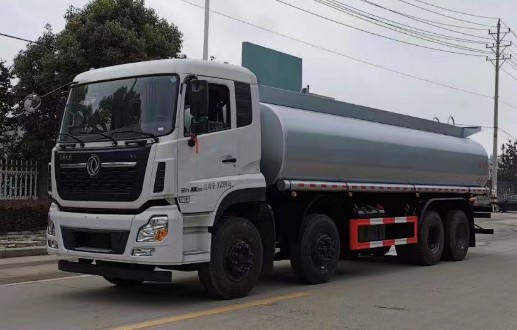 東風(fēng)天龍前四后八普通液體運輸車_潤知星牌SCS5311GPGDFH6型普通液體運輸車 東風(fēng)天龍前四后八普通液體運輸車_潤知星牌SCS5311GPGDFH6型普通液體運輸車