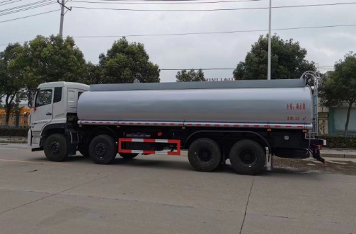 東風(fēng)天龍前四后八普通液體運輸車_潤知星牌SCS5311GPGDFH6型普通液體運輸車 東風(fēng)天龍前四后八普通液體運輸車_潤知星牌SCS5311GPGDFH6型普通液體運輸車