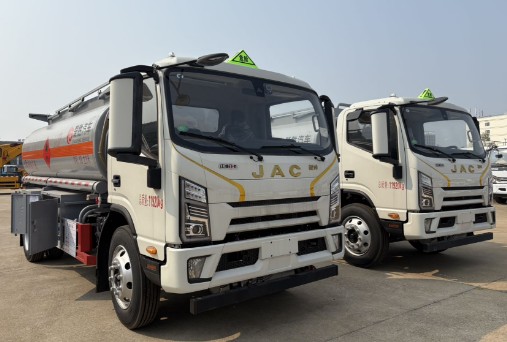江淮駿鈴S9油罐車_8噸江淮駿鈴加油車 江淮駿鈴S9油罐車_8噸江淮駿鈴加油車