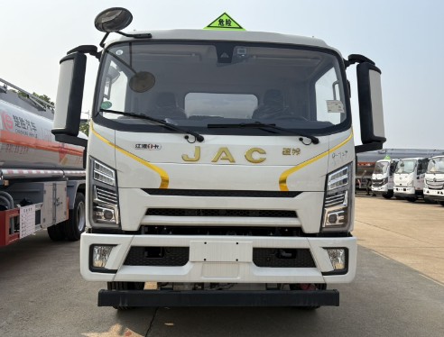 江淮駿鈴S9油罐車_8噸江淮駿鈴加油車 江淮駿鈴S9油罐車_8噸江淮駿鈴加油車