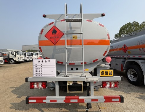 江淮駿鈴S9油罐車_8噸江淮駿鈴加油車 江淮駿鈴S9油罐車_8噸江淮駿鈴加油車